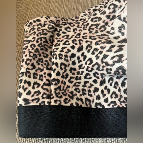 Lane Bryant Cacique Cotton No Wire Bra - Cheetah Animal Print - Like New - 42D - Picture 3 of 7